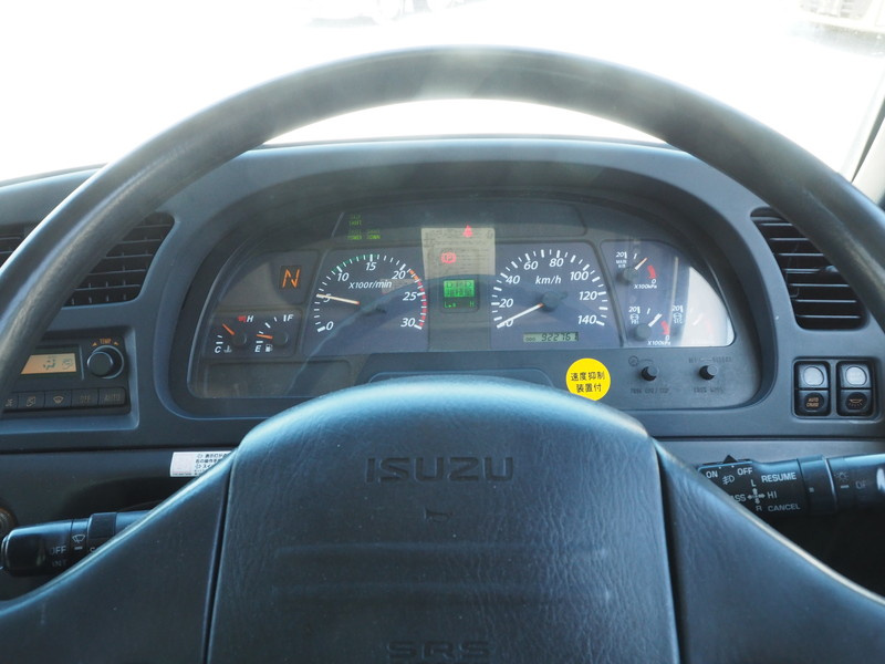 いすゞ ギガ 冷凍ウイング 大型 PKG-CYJ77W8 年式 H22[写真41]