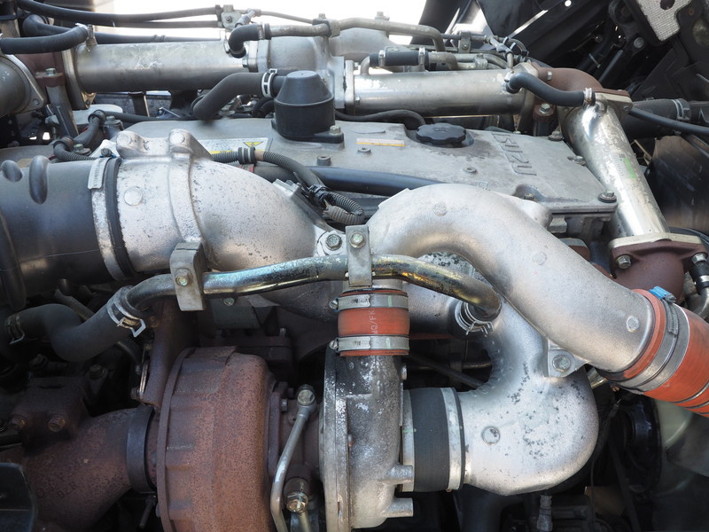 いすゞ ギガ 冷凍ウイング 大型 PKG-CYJ77W8 年式 H22[写真56]