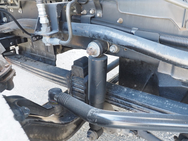 いすゞ ギガ 冷凍ウイング 大型 PKG-CYJ77W8 年式 H22[写真54]