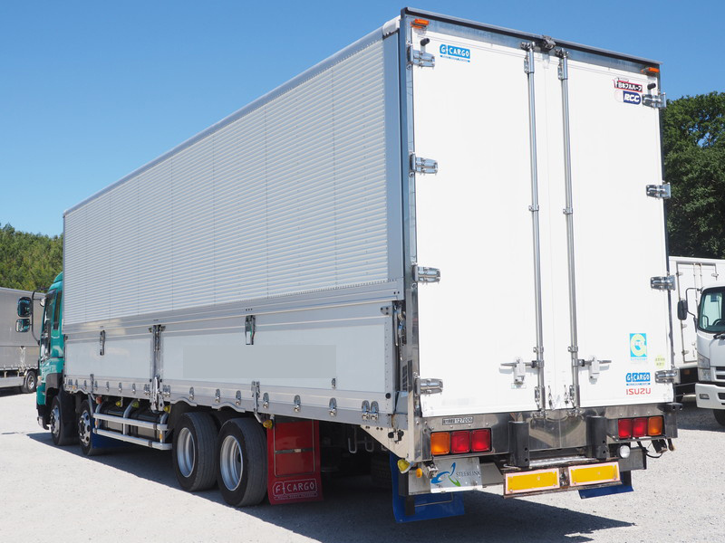 いすゞ ギガ 冷凍ウイング 大型 PKG-CYJ77W8 年式 H22[写真07]