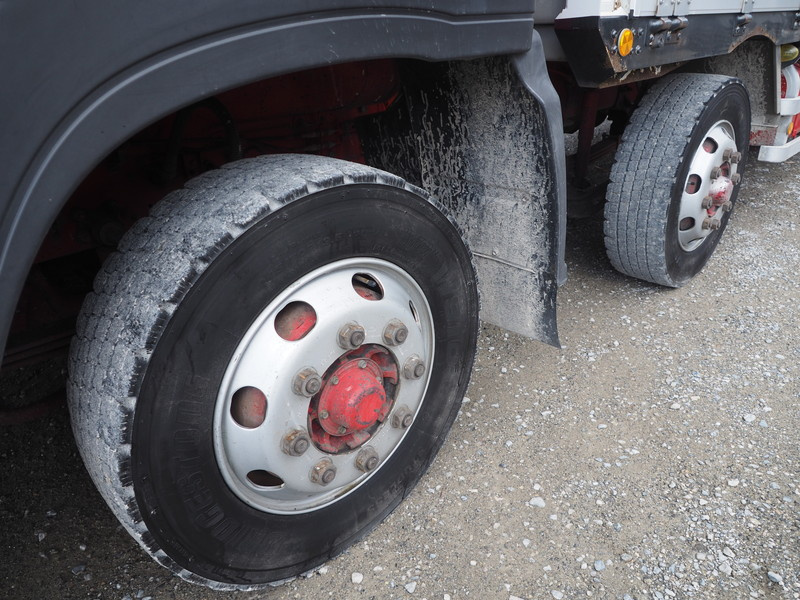 いすゞ ギガ ウイング車 大型 PDG-CYJ77W8 年式 H22[写真42]