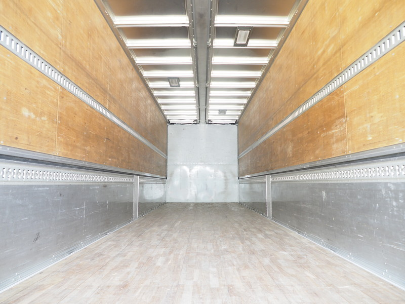 いすゞ ギガ ウイング車 大型 QKG-CYJ77A 年式 H27[写真26]