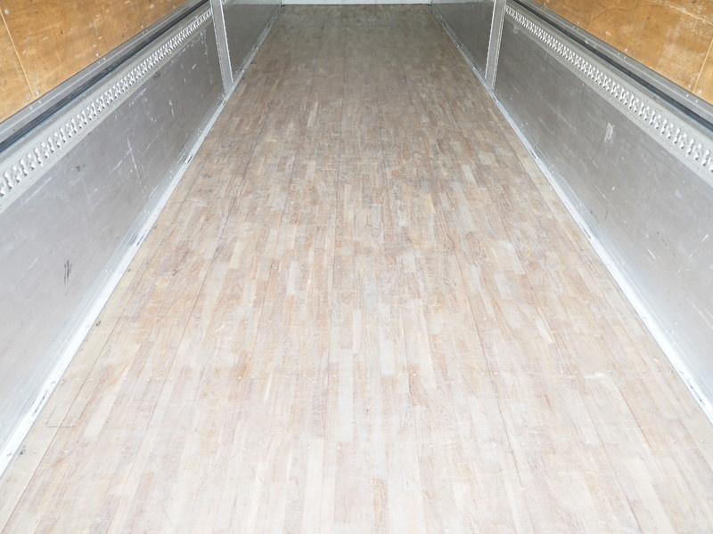 いすゞ ギガ ウイング車 大型 QKG-CYJ77A 年式 H27[写真27]