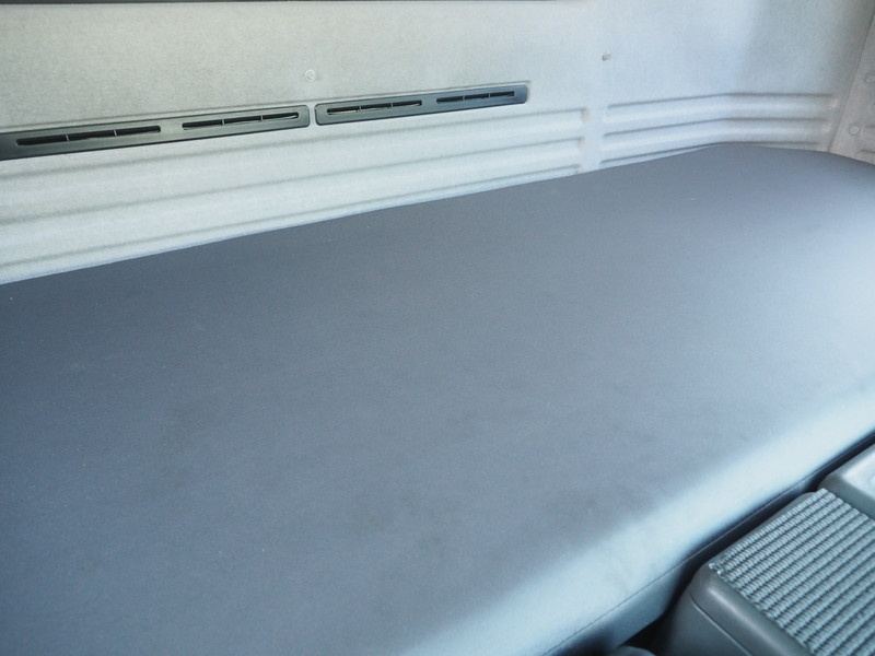 いすゞ ギガ ウイング車 大型 QKG-CYJ77A 年式 H27[写真42]