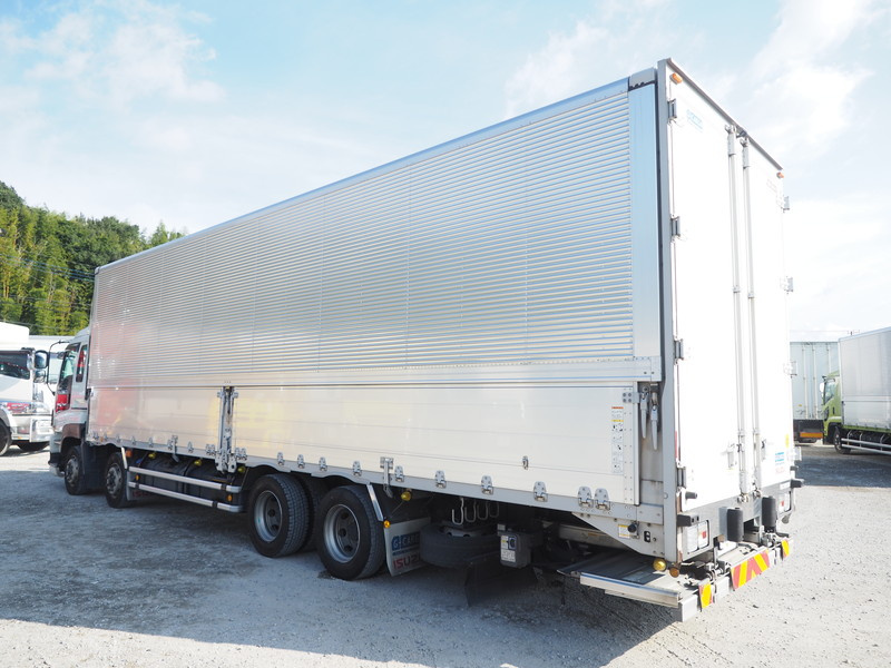 いすゞ ギガ ウイング車 大型 QKG-CYJ77A 年式 H27[写真07]