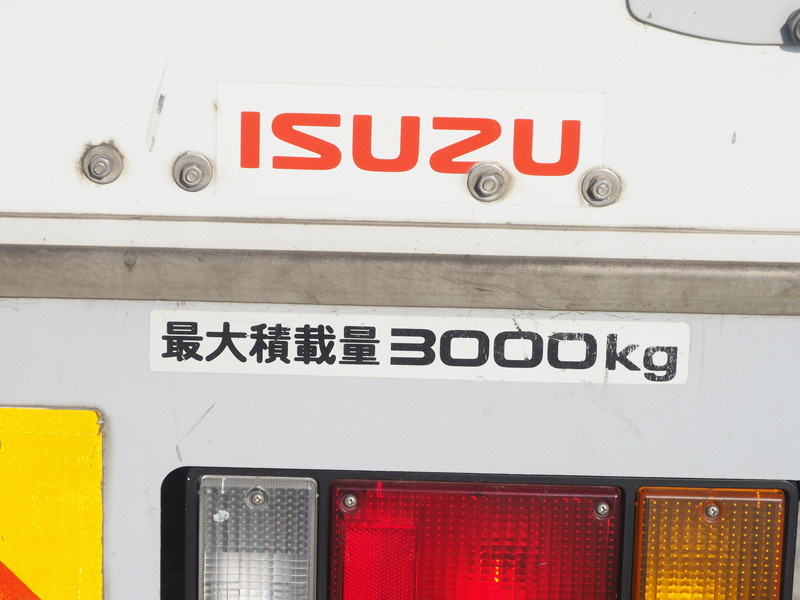 いすゞ エルフ ウイング車 小型 SKG-NPR85AN 年式 H24[写真28]