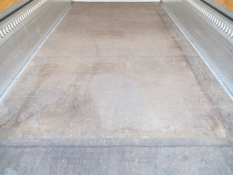 いすゞ エルフ ウイング車 小型 SKG-NPR85AN 年式 H24[写真25]