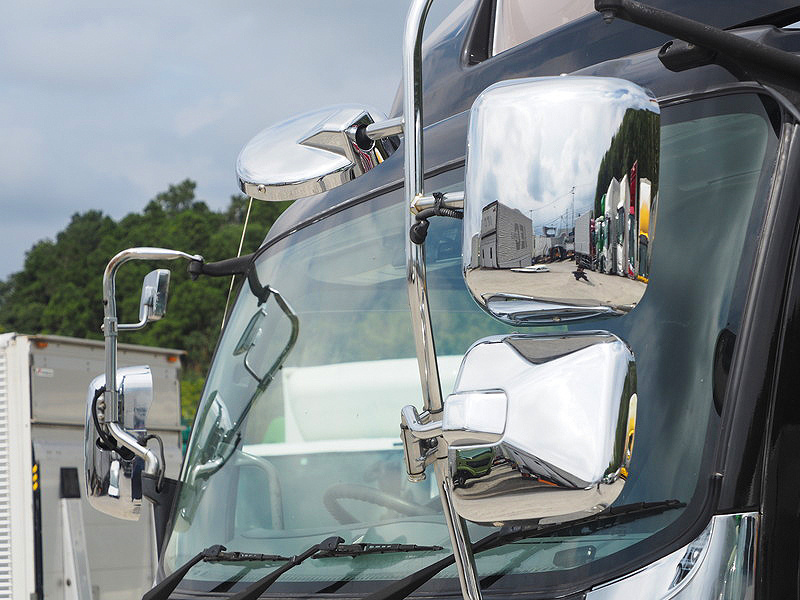 いすゞ フォワード ウイング車 中型 TKG-FRR90T2 年式 H27[写真09]