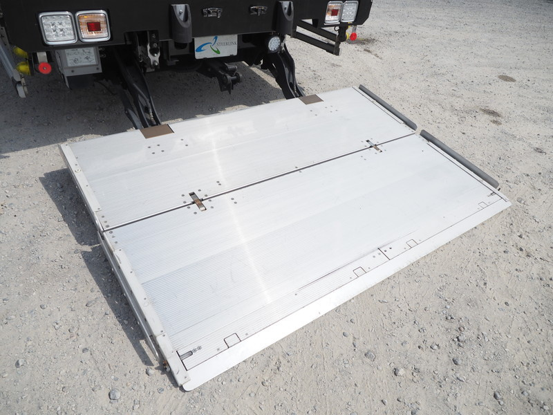 いすゞ フォワード ウイング車 中型 TKG-FRR90T2 年式 H27[写真31]