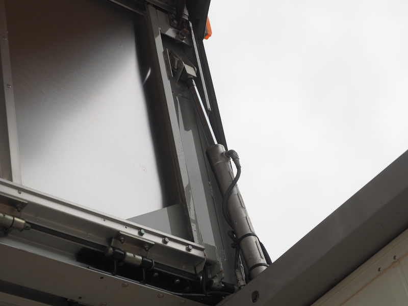 いすゞ フォワード ウイング車 中型 TKG-FRR90T2 年式 H25[写真16]