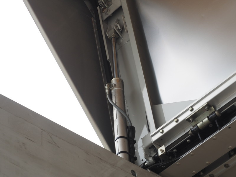 いすゞ フォワード ウイング車 中型 TKG-FRR90T2 年式 H25[写真15]