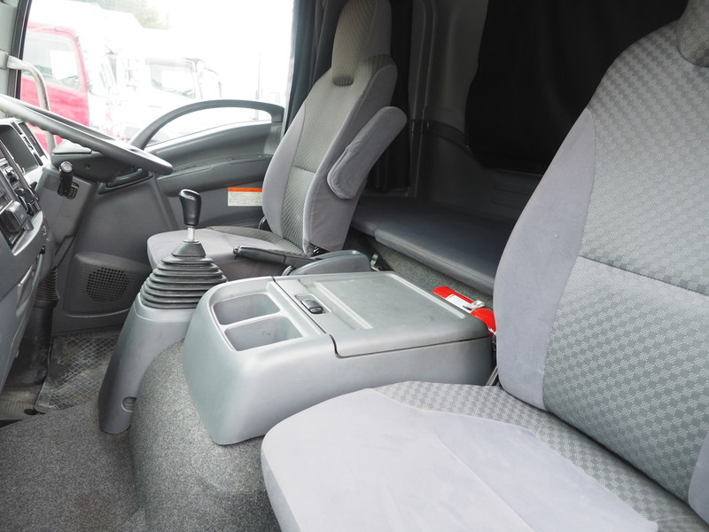 いすゞ フォワード ウイング車 中型 TKG-FRR90T2 年式 H25[写真29]