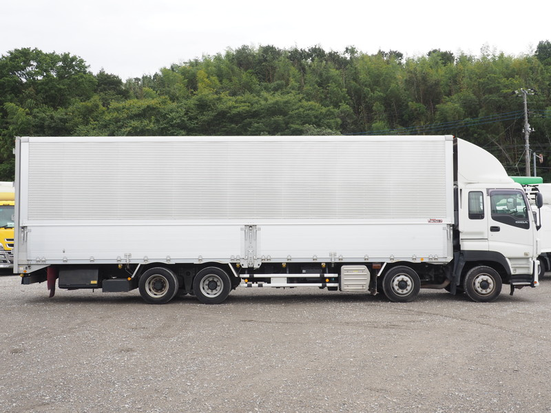 いすゞ ギガ ウイング車 大型 QKG-CYJ77A 年式 H25[写真10]