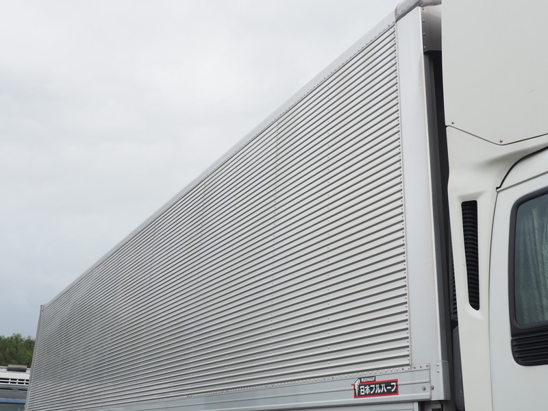 いすゞ ギガ ウイング車 大型 QKG-CYJ77A 年式 H25[写真09]