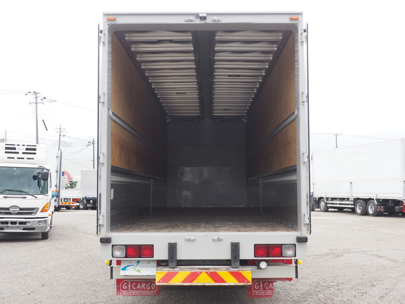 いすゞ ギガ ウイング車 大型 QKG-CYJ77A 年式 H25[写真26]