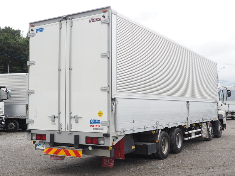 いすゞ ギガ ウイング車 大型 QKG-CYJ77A 年式 H25[写真05]