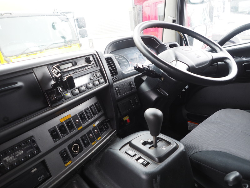 日野 グランドプロフィア ウイング車 大型 QKG-FW1EXBJ 年式 H25[写真31]