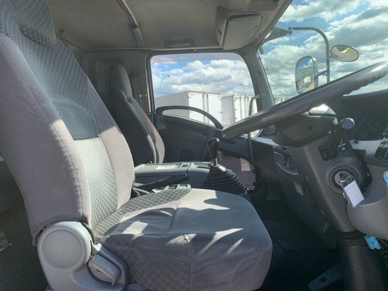 いすゞ フォワード ウイング車 中型 PDG-FRR34S2 年式 H23[写真27]