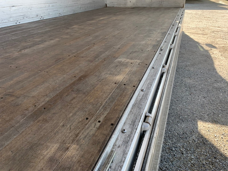 いすゞ フォワード ウイング車 中型 PDG-FRR34S2 年式 H23[写真22]