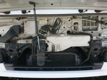 UDトラックス クオン ウイング車 大型 QKG-CG5ZA 年式 H24 [写真40]