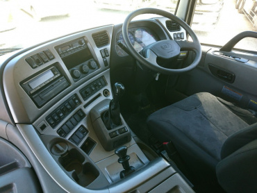 UDトラックス クオン ウイング車 大型 QKG-CG5ZA 年式 H24 [写真32]