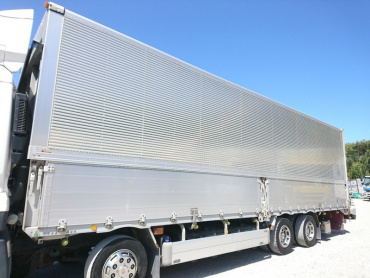 UDトラックス クオン ウイング車 大型 QKG-CG5ZA 年式 H24 [写真13]