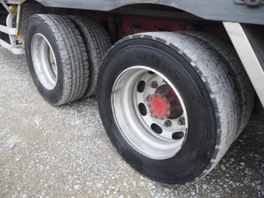 いすゞ ギガ ウイング車 大型 PDG-CYJ77W8 年式 H22 [写真43]