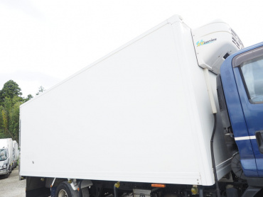 いすゞ フォワード 冷凍バン 中型 TKG-FRR90T2 年式 H27 [写真10]
