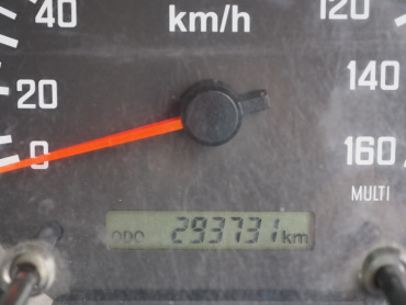 いすゞ フォワード 冷凍バン 中型 TKG-FRR90T2 年式 H27 [写真31]