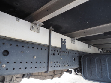 いすゞ フォワード 冷凍バン 中型 TKG-FRR90T2 年式 H27 [写真33]