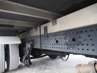 いすゞ フォワード 冷凍バン 中型 TKG-FRR90T2 年式 H27 [写真34]