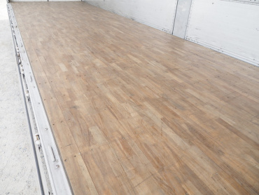 いすゞ ギガ ウイング車 大型 QKG-CYJ77A 年式 H27 [写真22]