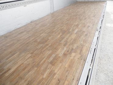 いすゞ ギガ ウイング車 大型 QKG-CYJ77A 年式 H27 [写真23]