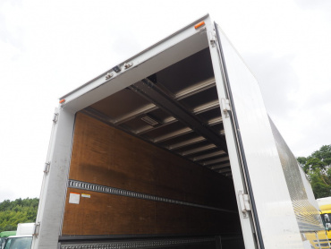 いすゞ ギガ ウイング車 大型 QKG-CYJ77A 年式 H27 [写真28]