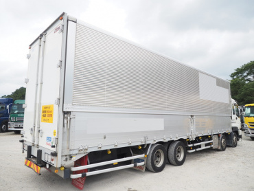 いすゞ ギガ ウイング車 大型 QKG-CYJ77A 年式 H27 [写真05]