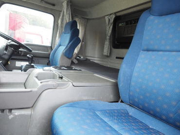 いすゞ ギガ ウイング車 大型 QKG-CYJ77A 年式 H27 [写真34]