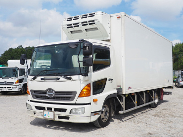 日野 レンジャー 冷凍バン 中型 BKG-FC7JKYG 年式 H22 [写真01]