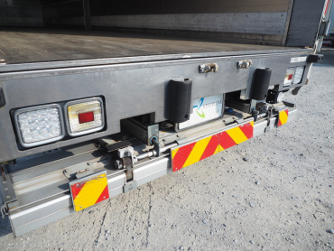 いすゞ ギガ ウイング車 大型 QKG-CYJ77A 年式 H27 [写真29]