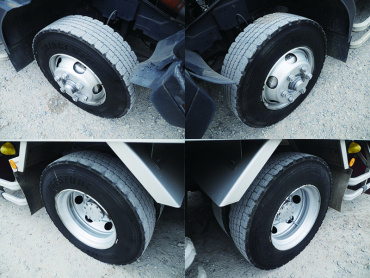 いすゞ フォワード ウイング車 中型 TKG-FRR90T2 年式 H25 [写真37]