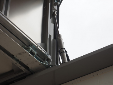 いすゞ ギガ ウイング車 大型 QKG-CYJ77A 年式 H25 [写真21]