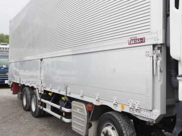 いすゞ ギガ ウイング車 大型 QKG-CYJ77A 年式 H25 [写真08]