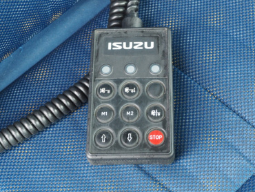 いすゞ ギガ 冷凍バン 大型 QKG-CYJ77AA 年式 H25[写真28]