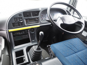 いすゞ ギガ 冷凍バン 大型 QKG-CYJ77AA 年式 H25[写真24]