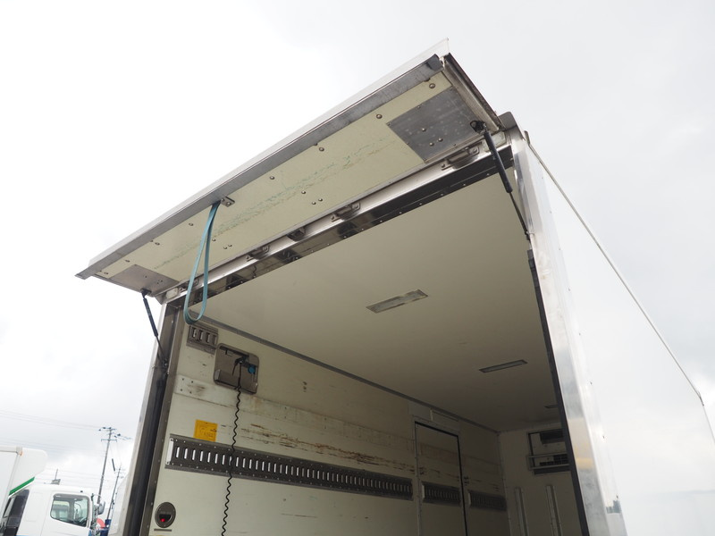 いすゞ エルフ 冷凍バン 小型 TKG-NPR85AN 年式 H26[写真14]