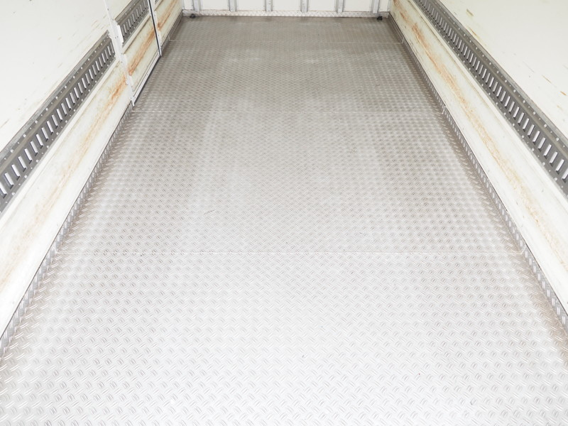 いすゞ エルフ 冷凍バン 小型 TKG-NPR85AN 年式 H26[写真09]