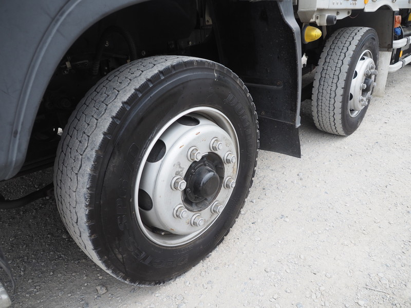 いすゞ ギガ ウイング車 大型 QKG-CYJ77A 年式 H27[写真45]