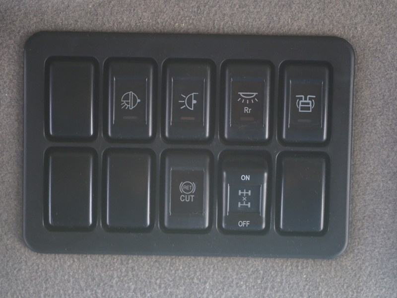 いすゞ ギガ ウイング車 大型 QKG-CYJ77A 年式 H27[写真34]