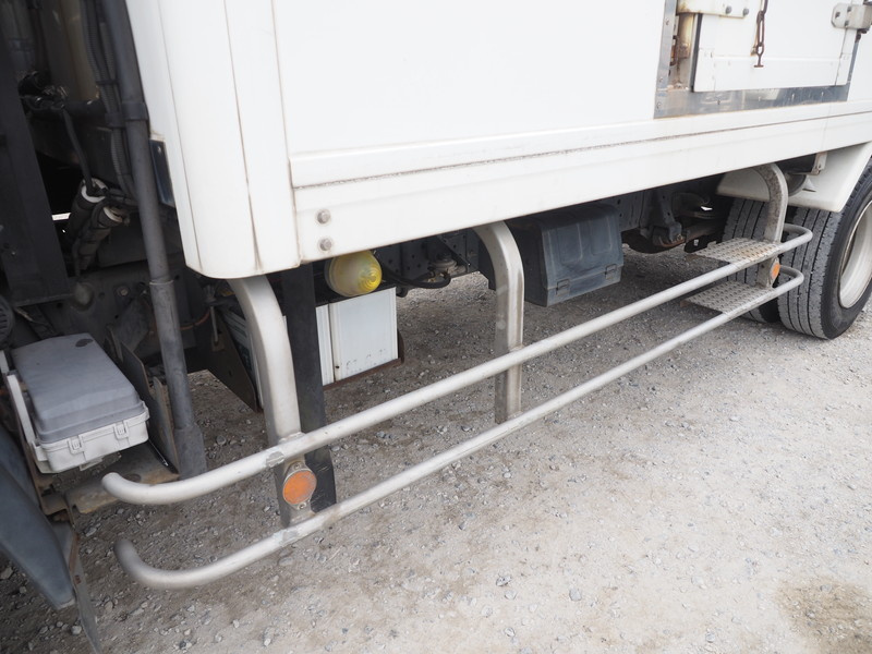 いすゞ エルフ 冷凍バン 小型 BDG-NPR85AN 年式 H21[写真15]