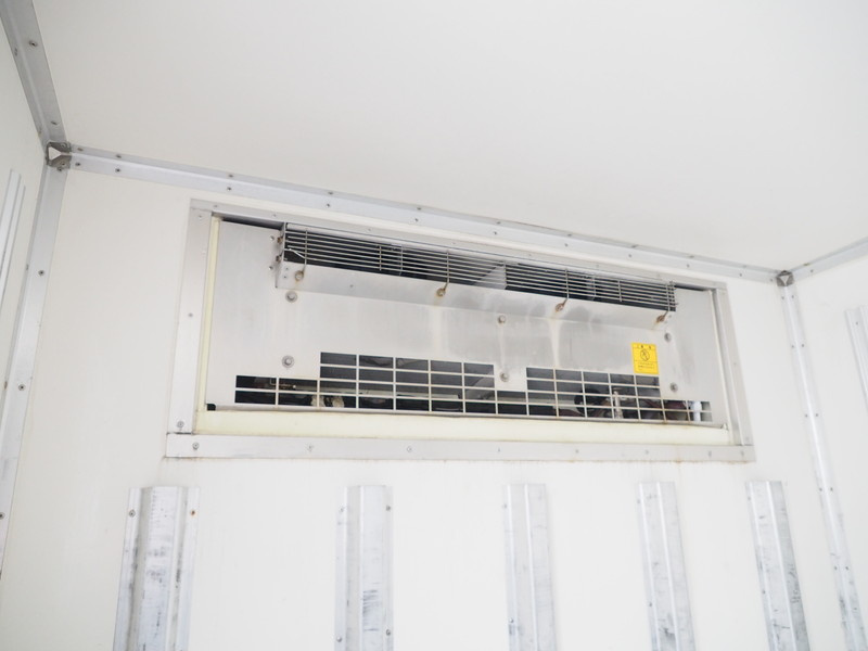 いすゞ エルフ 冷凍バン 小型 BDG-NPR85AN 年式 H21[写真19]