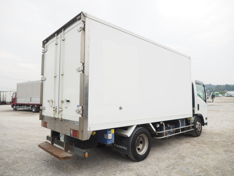 いすゞ エルフ 冷凍バン 小型 BDG-NPR85AN 年式 H21[写真05]